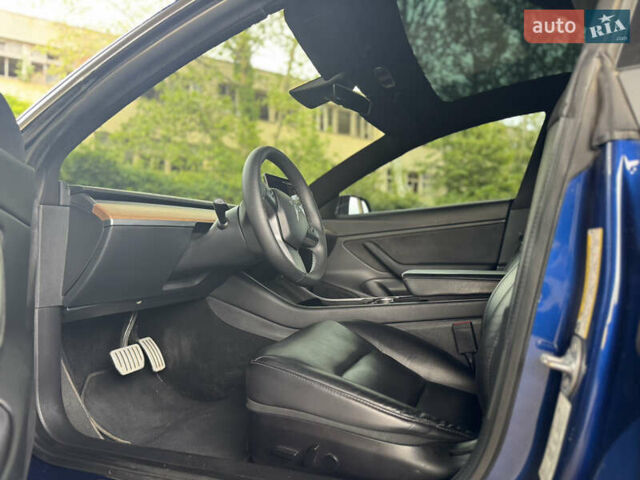 Синий Тесла Модель 3, объемом двигателя 0 л и пробегом 137 тыс. км за 20002 $, фото 15 на Automoto.ua