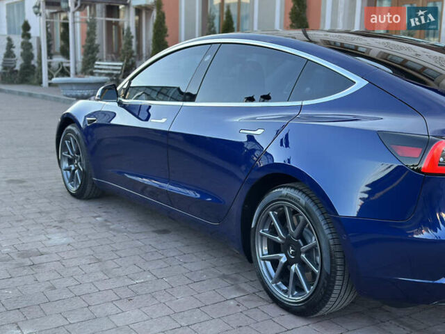 Синий Тесла Модель 3, объемом двигателя 0 л и пробегом 71 тыс. км за 17500 $, фото 32 на Automoto.ua