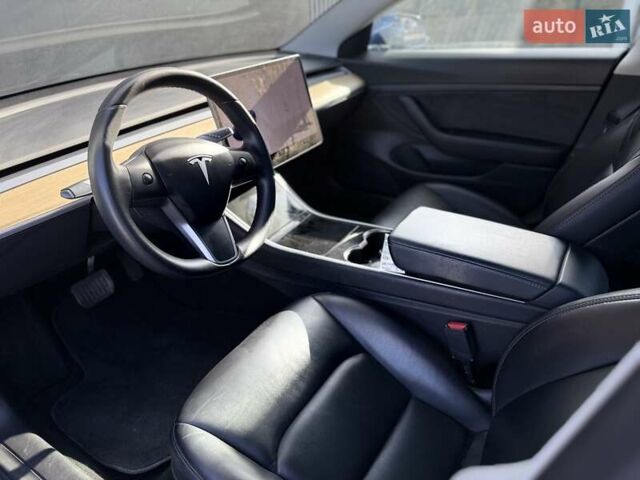 Синий Тесла Модель 3, объемом двигателя 0 л и пробегом 55 тыс. км за 13900 $, фото 31 на Automoto.ua