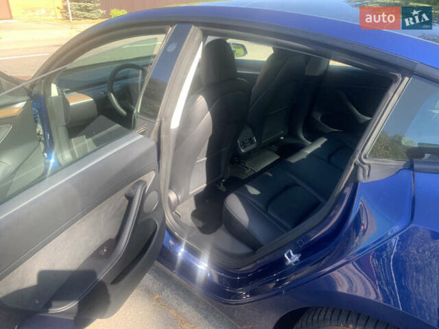 Синий Тесла Модель 3, объемом двигателя 0 л и пробегом 101 тыс. км за 20900 $, фото 11 на Automoto.ua