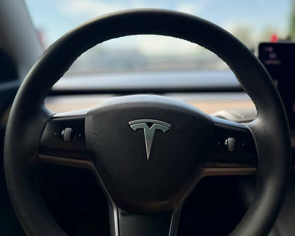 Тесла Модель 3 2020 в Харькове на Automoto.ua Синий Тесла Модель 3, объемом двигателя 0 л и пробегом 84 тыс. км за 20500 $, фото 71 на Automoto.ua