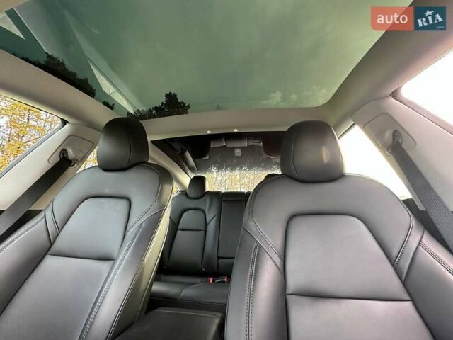 Синій Тесла Модель 3, об'ємом двигуна 0 л та пробігом 98 тис. км за 16950 $, фото 16 на Automoto.ua