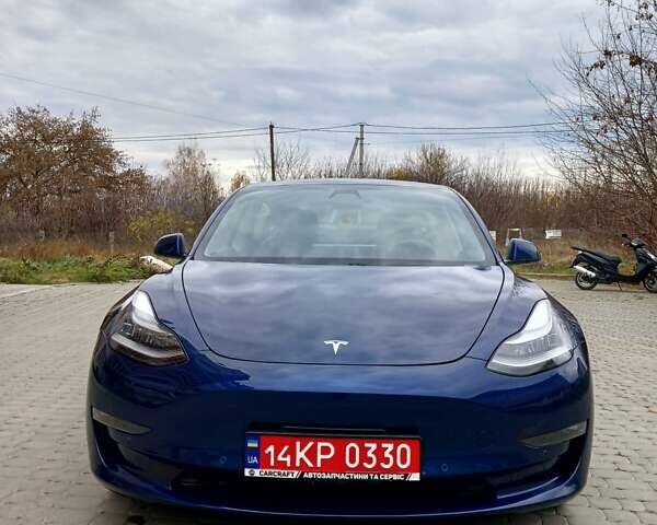 Синий Тесла Модель 3, объемом двигателя 0 л и пробегом 93 тыс. км за 18500 $, фото 7 на Automoto.ua