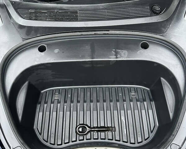 Синий Тесла Модель 3, объемом двигателя 0 л и пробегом 172 тыс. км за 18999 $, фото 30 на Automoto.ua