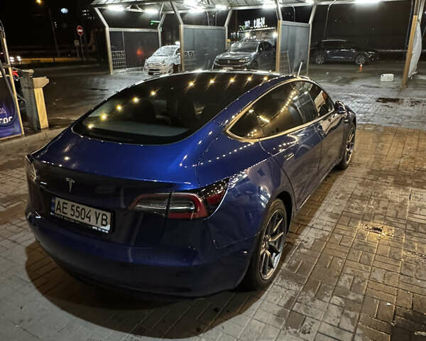 Синий Тесла Модель 3, объемом двигателя 0 л и пробегом 76 тыс. км за 19000 $, фото 4 на Automoto.ua