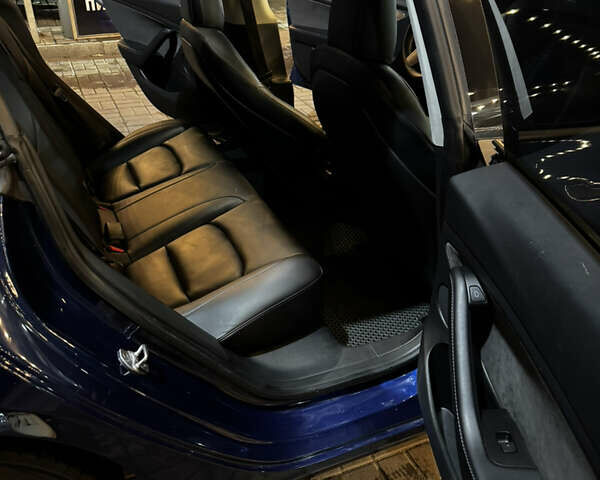 Синий Тесла Модель 3, объемом двигателя 0 л и пробегом 76 тыс. км за 19000 $, фото 10 на Automoto.ua