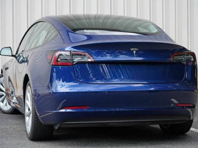 Синій Тесла Модель 3, об'ємом двигуна 0 л та пробігом 25 тис. км за 6919 $, фото 4 на Automoto.ua