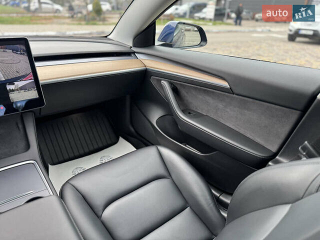 Синій Тесла Модель 3, об'ємом двигуна 0 л та пробігом 142 тис. км за 19999 $, фото 16 на Automoto.ua