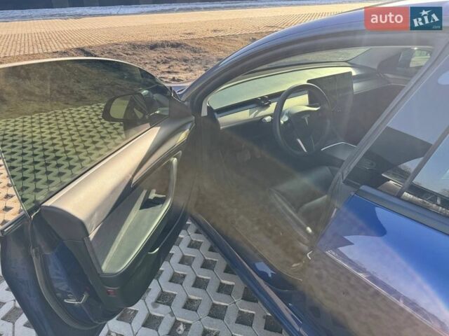 Синий Тесла Модель 3, объемом двигателя 0 л и пробегом 97 тыс. км за 18500 $, фото 8 на Automoto.ua