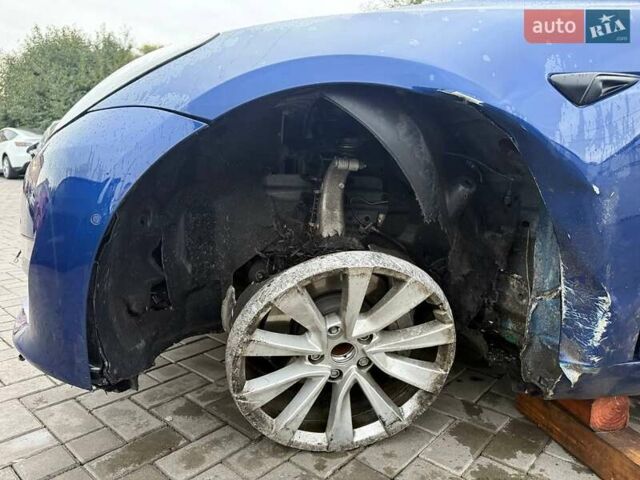 Синій Тесла Модель 3, об'ємом двигуна 0 л та пробігом 92 тис. км за 12500 $, фото 8 на Automoto.ua