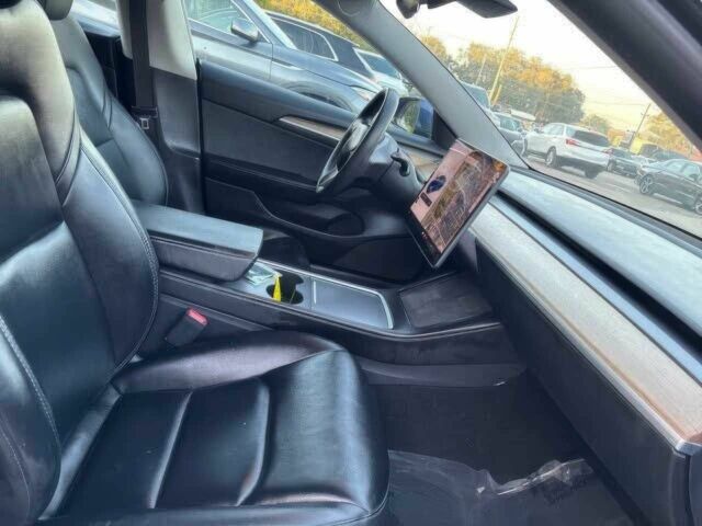 Синий Тесла Модель 3, объемом двигателя 0 л и пробегом 20 тыс. км за 14000 $, фото 8 на Automoto.ua