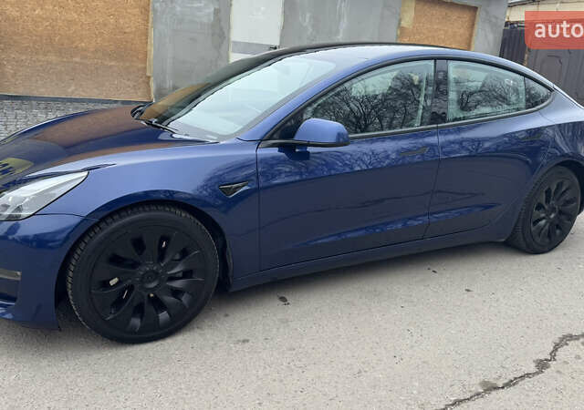 Синий Тесла Модель 3, объемом двигателя 0 л и пробегом 70 тыс. км за 17999 $, фото 5 на Automoto.ua