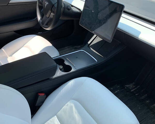Синий Тесла Модель 3, объемом двигателя 0 л и пробегом 182 тыс. км за 16200 $, фото 19 на Automoto.ua