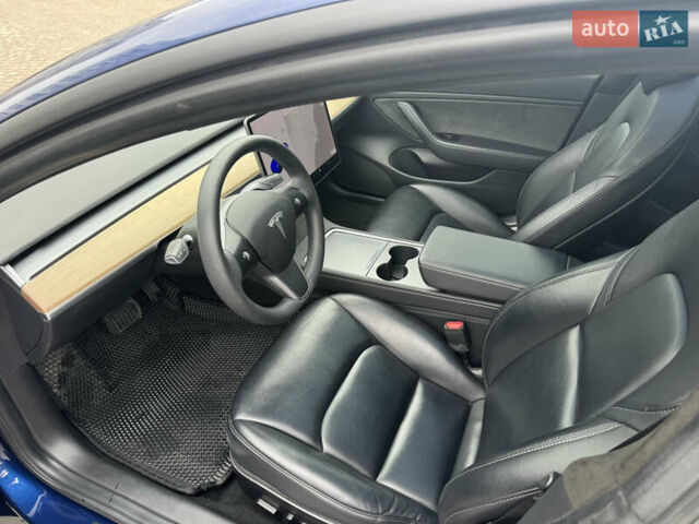 Синій Тесла Модель 3, об'ємом двигуна 0 л та пробігом 75 тис. км за 19900 $, фото 18 на Automoto.ua