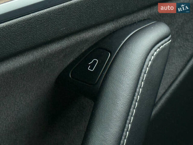 Тесла Модель 3 2021 в Киеве на Automoto.ua Синий Тесла Модель 3, объемом двигателя 0 л и пробегом 62 тыс. км за 22400 $, фото 19 на Automoto.ua