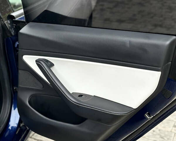 Синий Тесла Модель 3, объемом двигателя 0 л и пробегом 172 тыс. км за 18999 $, фото 24 на Automoto.ua