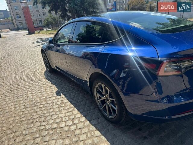 Синій Тесла Модель 3, об'ємом двигуна 0 л та пробігом 98 тис. км за 21500 $, фото 2 на Automoto.ua