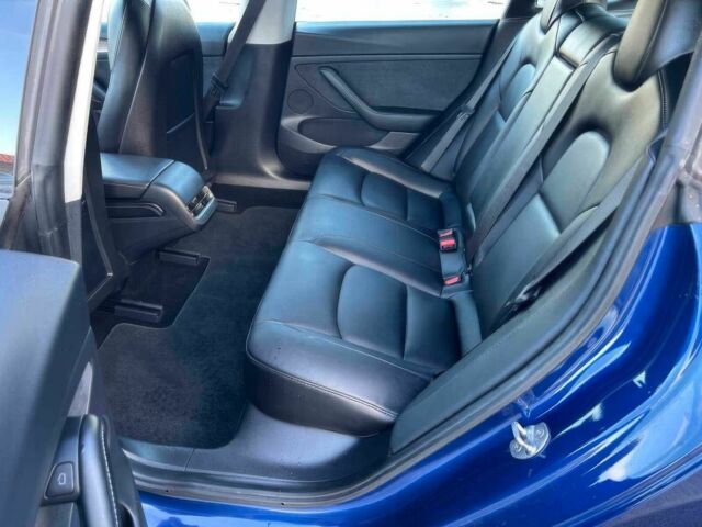 Синій Тесла Модель 3, об'ємом двигуна 0 л та пробігом 12 тис. км за 9000 $, фото 9 на Automoto.ua