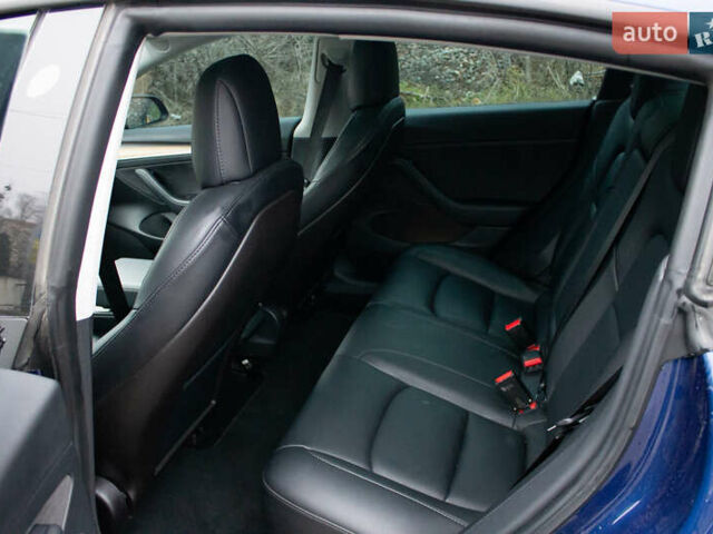 Синій Тесла Модель 3, об'ємом двигуна 0 л та пробігом 74 тис. км за 25700 $, фото 18 на Automoto.ua