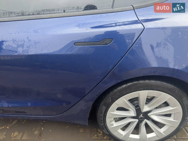 Синий Тесла Модель 3, объемом двигателя 0 л и пробегом 83 тыс. км за 19000 $, фото 21 на Automoto.ua