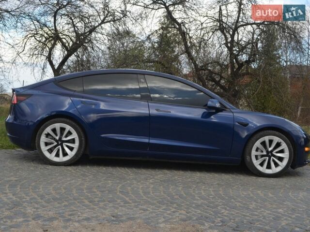 Синій Тесла Модель 3, об'ємом двигуна 0 л та пробігом 130 тис. км за 16700 $, фото 2 на Automoto.ua
