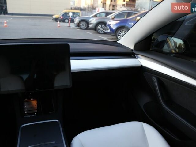 Синій Тесла Модель 3, об'ємом двигуна 0 л та пробігом 182 тис. км за 16900 $, фото 13 на Automoto.ua