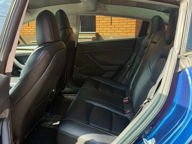 Синий Тесла Модель 3, объемом двигателя 0 л и пробегом 146 тыс. км за 16000 $, фото 17 на Automoto.ua