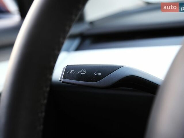 Синій Тесла Модель 3, об'ємом двигуна 0 л та пробігом 182 тис. км за 16900 $, фото 21 на Automoto.ua