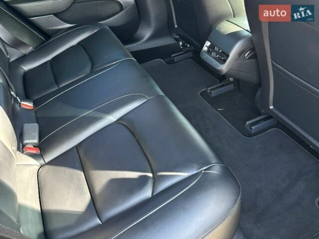 Синий Тесла Модель 3, объемом двигателя 0 л и пробегом 55 тыс. км за 22500 $, фото 11 на Automoto.ua