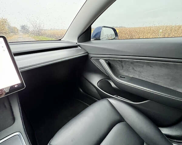 Синій Тесла Модель 3, об'ємом двигуна 0 л та пробігом 106 тис. км за 22000 $, фото 13 на Automoto.ua