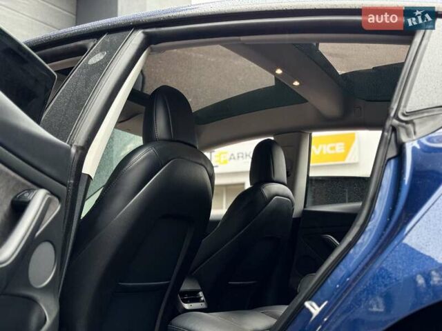 Синій Тесла Модель 3, об'ємом двигуна 0 л та пробігом 88 тис. км за 19999 $, фото 14 на Automoto.ua