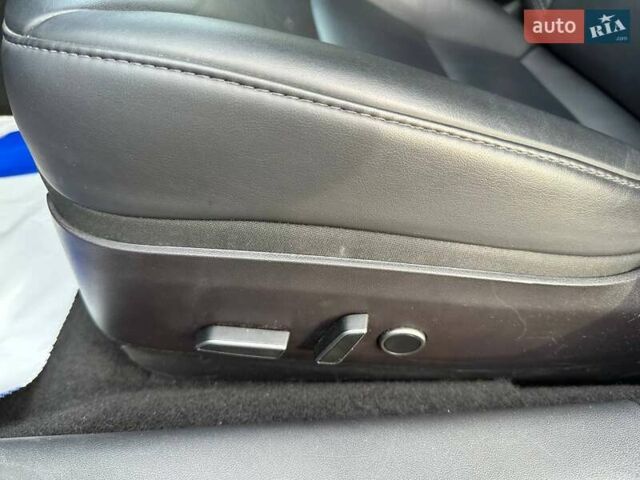 Синій Тесла Модель 3, об'ємом двигуна 0 л та пробігом 98 тис. км за 16950 $, фото 19 на Automoto.ua