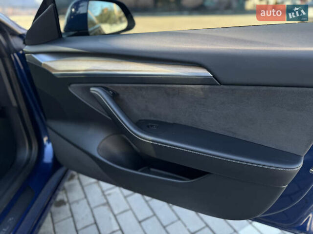Синій Тесла Модель 3, об'ємом двигуна 0 л та пробігом 146 тис. км за 18800 $, фото 31 на Automoto.ua