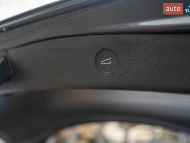 Синий Тесла Модель 3, объемом двигателя 0 л и пробегом 103 тыс. км за 20900 $, фото 21 на Automoto.ua