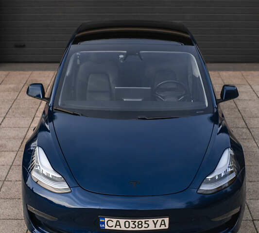 Синий Тесла Модель 3, объемом двигателя 0 л и пробегом 39 тыс. км за 20500 $, фото 2 на Automoto.ua