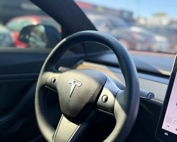 Синий Тесла Модель 3, объемом двигателя 0 л и пробегом 74 тыс. км за 18799 $, фото 9 на Automoto.ua