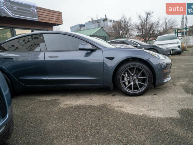 Синий Тесла Модель 3, объемом двигателя 0 л и пробегом 103 тыс. км за 20900 $, фото 4 на Automoto.ua