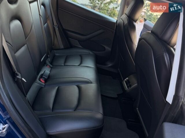 Синій Тесла Модель 3, об'ємом двигуна 0 л та пробігом 123 тис. км за 18800 $, фото 14 на Automoto.ua