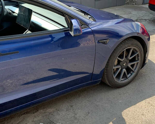 Синий Тесла Модель 3, объемом двигателя 0 л и пробегом 182 тыс. км за 16200 $, фото 2 на Automoto.ua