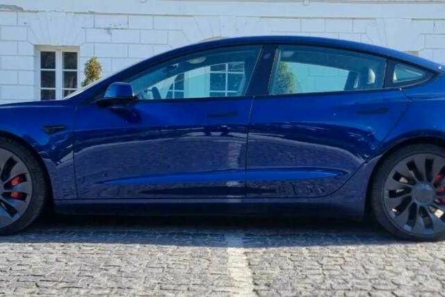 Синий Тесла Модель 3, объемом двигателя 0 л и пробегом 47 тыс. км за 13600 $, фото 4 на Automoto.ua