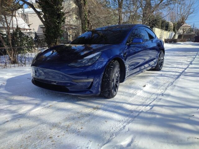 Синий Тесла Модель 3, объемом двигателя 0 л и пробегом 36 тыс. км за 25300 $, фото 2 на Automoto.ua
