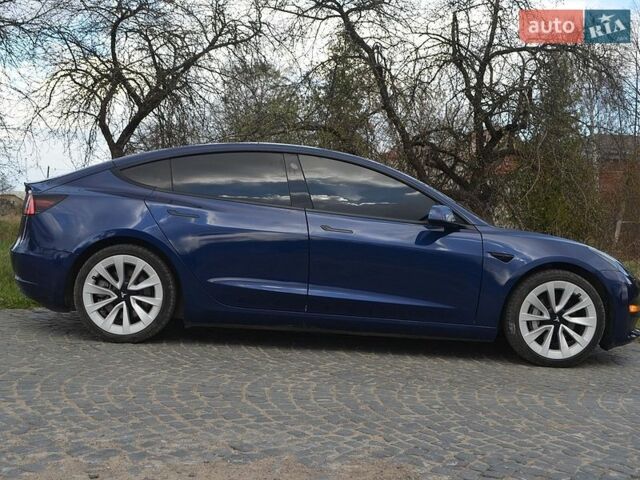 Синий Тесла Модель 3, объемом двигателя 0 л и пробегом 130 тыс. км за 16500 $, фото 2 на Automoto.ua