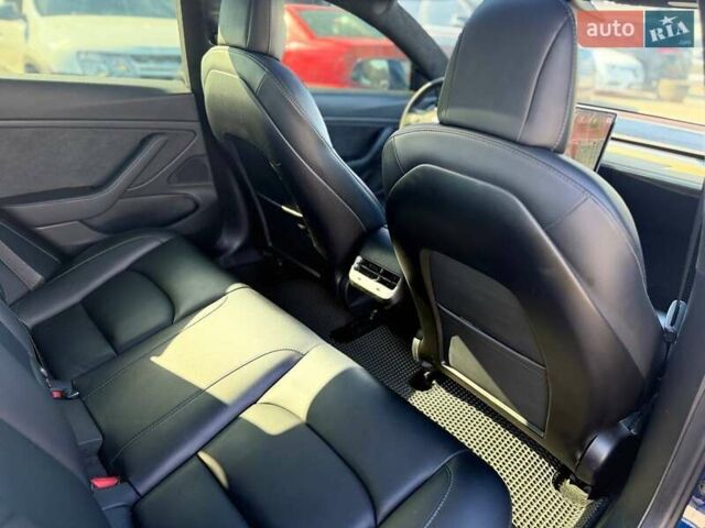 Синий Тесла Модель 3, объемом двигателя 0 л и пробегом 74 тыс. км за 18799 $, фото 14 на Automoto.ua