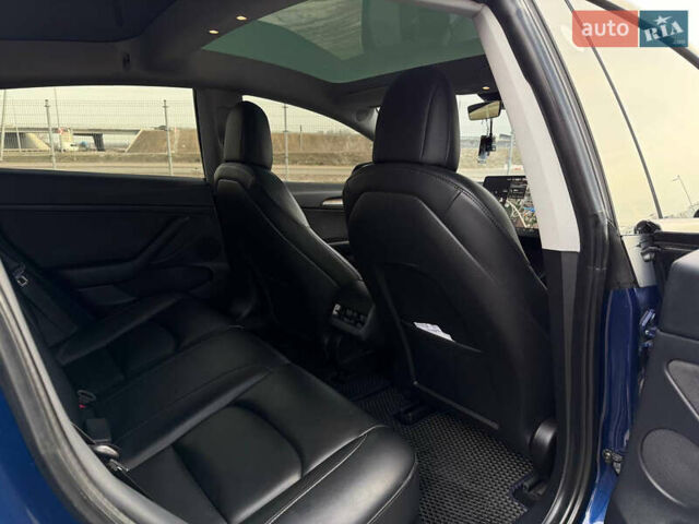 Синий Тесла Модель 3, объемом двигателя 0 л и пробегом 107 тыс. км за 19000 $, фото 11 на Automoto.ua