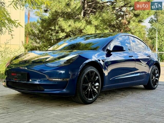 Синий Тесла Модель 3, объемом двигателя 0 л и пробегом 120 тыс. км за 17900 $, фото 1 на Automoto.ua