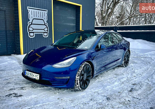 Синий Тесла Модель 3, объемом двигателя 0 л и пробегом 71 тыс. км за 24500 $, фото 3 на Automoto.ua