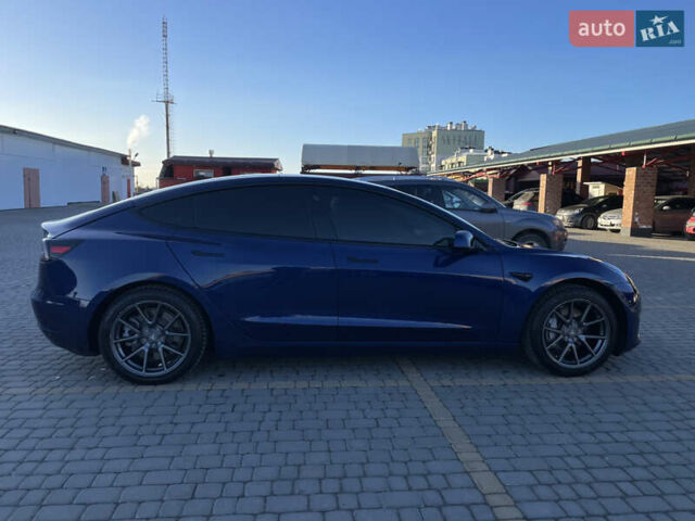 Синій Тесла Модель 3, об'ємом двигуна 0 л та пробігом 50 тис. км за 22500 $, фото 10 на Automoto.ua