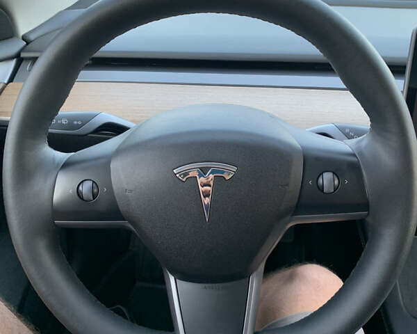 Синій Тесла Модель 3, об'ємом двигуна 0 л та пробігом 81 тис. км за 24999 $, фото 31 на Automoto.ua