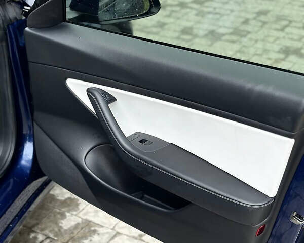 Синий Тесла Модель 3, объемом двигателя 0 л и пробегом 172 тыс. км за 18999 $, фото 18 на Automoto.ua