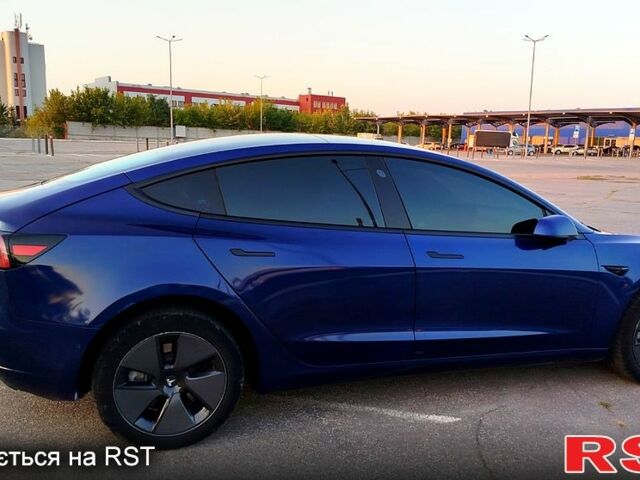 Синій Тесла Модель 3, об'ємом двигуна 0 л та пробігом 67 тис. км за 18500 $, фото 3 на Automoto.ua